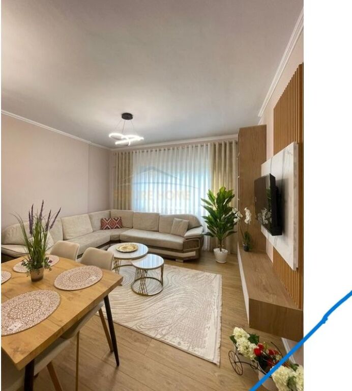 Affitto, Appartamento 2+1+2 , Kristal Center , Comune di Parigi, Tirana.