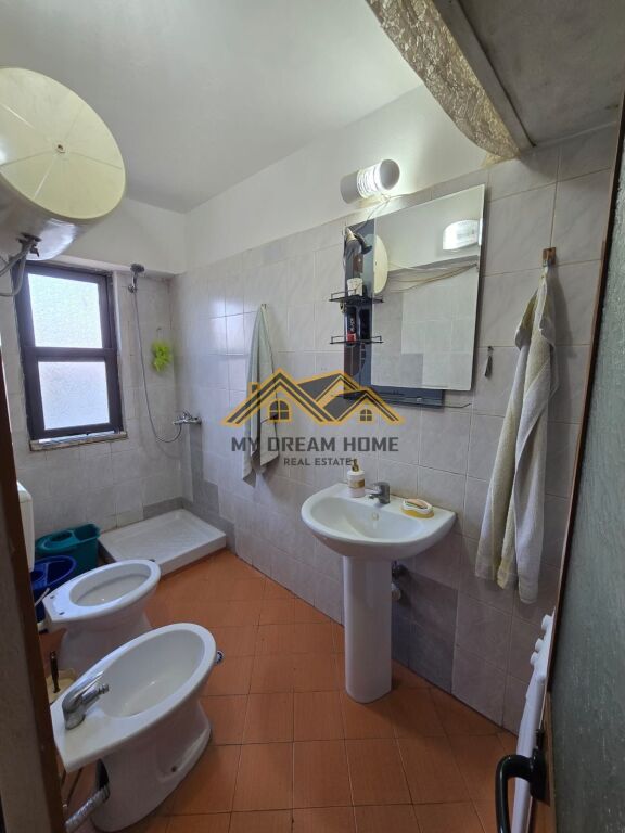 Shitet, Apartament 1+1,Afer Spitalit , Durres