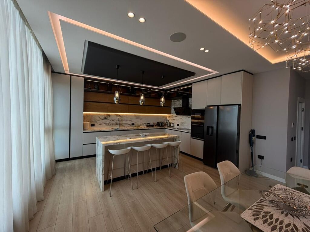 Dupleks Luksoz me Qira | Square 21, Tiranë