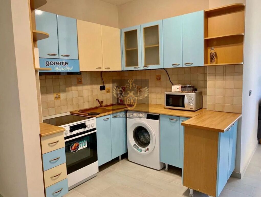 🏡 APPARTAMENTO 1+1 IN VENDITA CON VISTA MARE ROCCIA DI KAVAJË PRIMA FILA SUL MARE