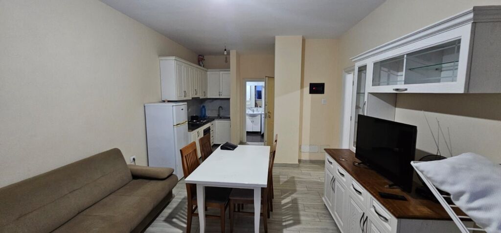 🏡 SHITET APARTAMENT 1+1 RROTA KUQE PLAZH