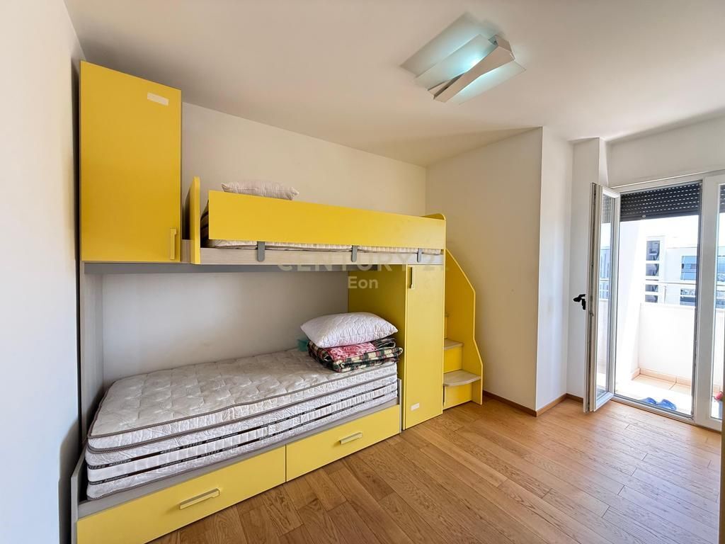 Apartament 2+1 me Depo për Shitje pranë UKD, Durres !