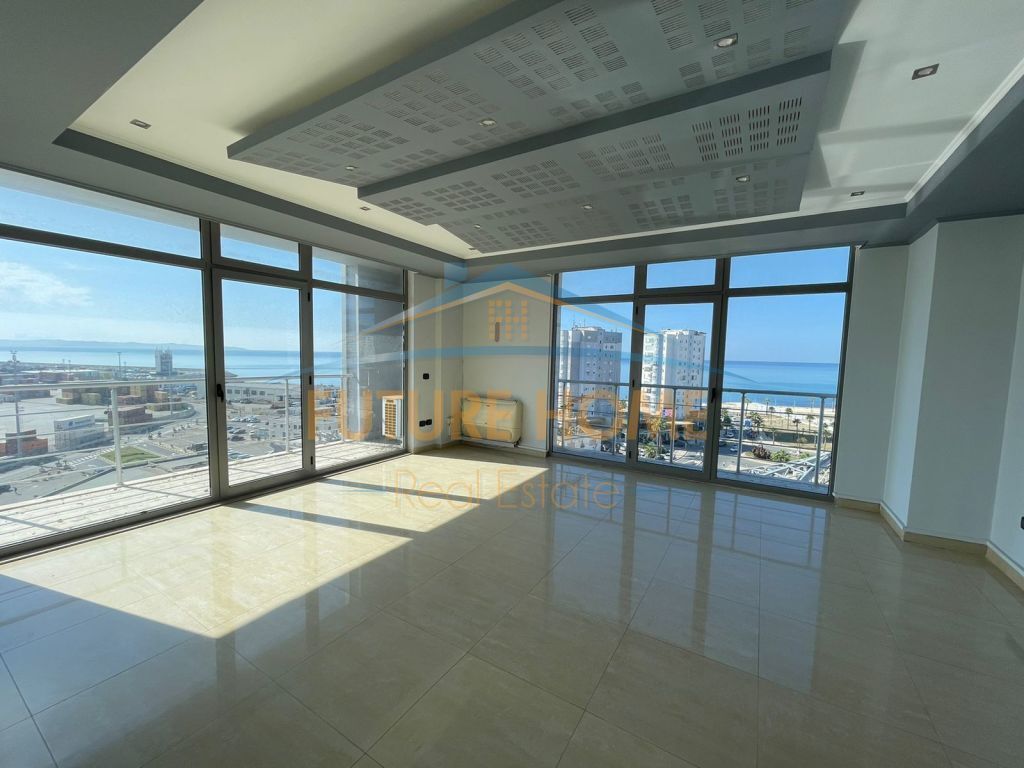 Qera, Ambjent Biznesi, Vollga, Durres