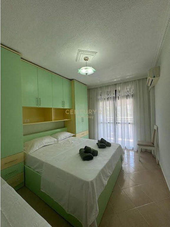 1+1 ME QIRA NE SHKEMBIN E KAVAJES ME PAMJE DETI