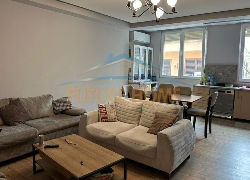 For sale, Apartment 2+1+2, Zoological Garden, Tirana