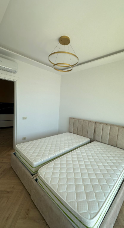 🏡 APARTAMENT 2+1 ME QIRA – Golden Tower, Mine Peza