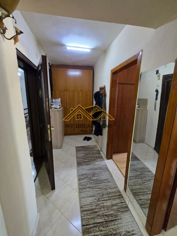 Shitet, Apartament 1+1,Afer Spitalit , Durres