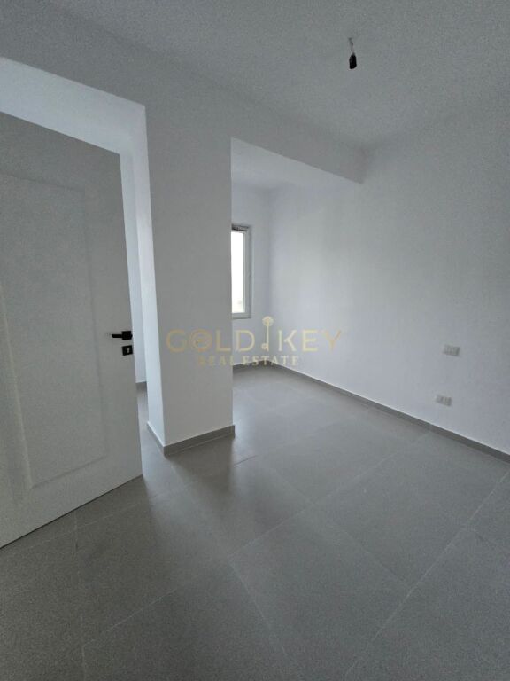 🏠 Appartamento 2+1 in Vendita Golem, Durres
