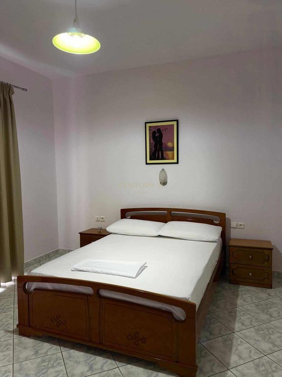 Jepet me qera hotel në Sarandë ne pagesen 1 vjecare 27,000 €