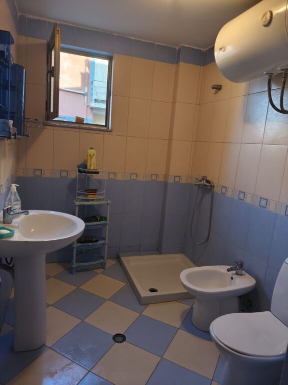 Qera | Apartament 1 + 1 | Golem, Plazh| 350 €/muaj