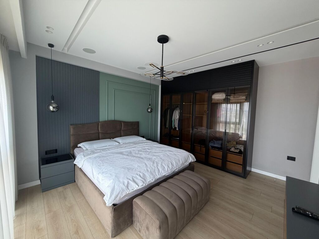 📌 Dupleks Luksoz me Qira – Square 21, Tiranë