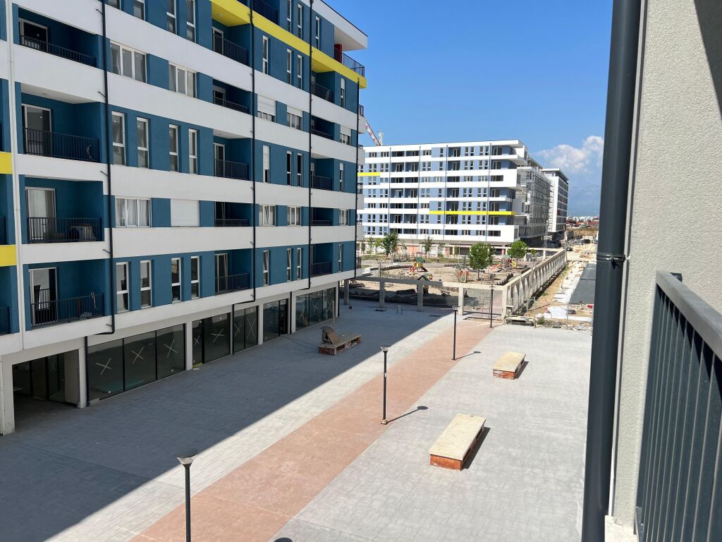 APARTAMENT 2+1 PER SHITJE TEK UNIVERS CITY