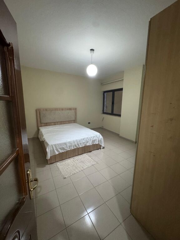 Qender shitet 2+1+2 me hipoteke