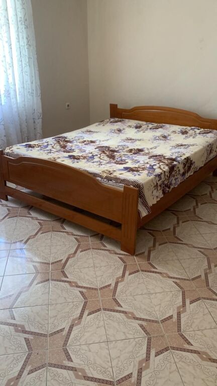 Qera | Shtëpi private 2 + 1 afer Kompleksit Grand | Ali Demi | 420 €/muaj