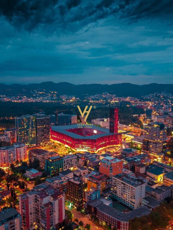 JEPET DYQAN 95 M2 TEK ARENA CENTER 6.650 EURO