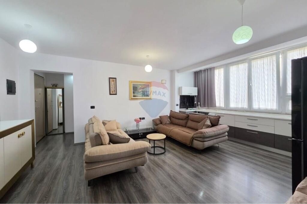 Apartament 2+1 per shitje te Fusha e Aviacionit