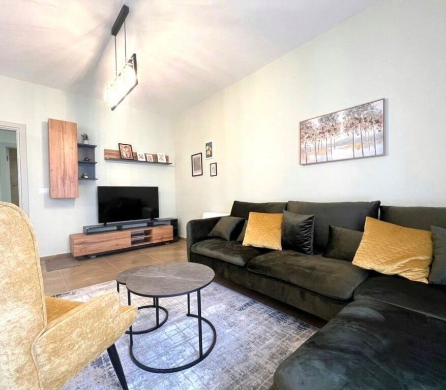 Jepet me Qera Apartament 2+1+2 , Zogu i Zi 850 € /Muaj