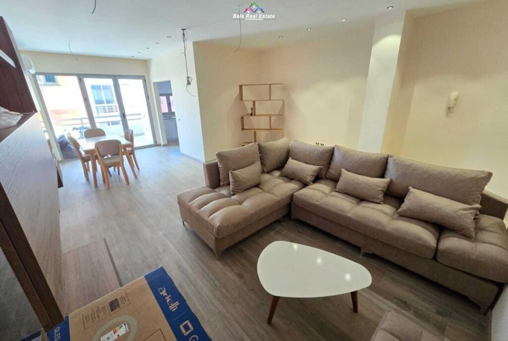 Apartament Me Qera 3+1 Pazari i Ri (ID B230208) Tirane