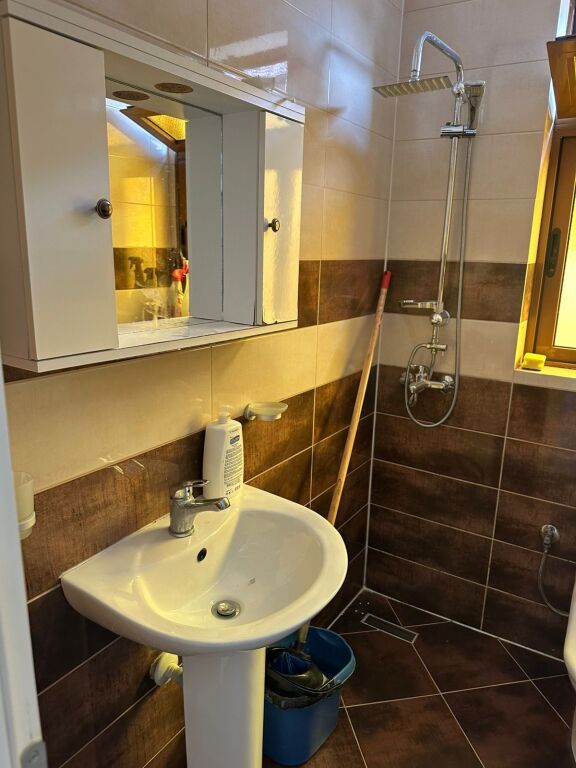 Jepet me qira 1+1 Te 21 Dhjetori 520€