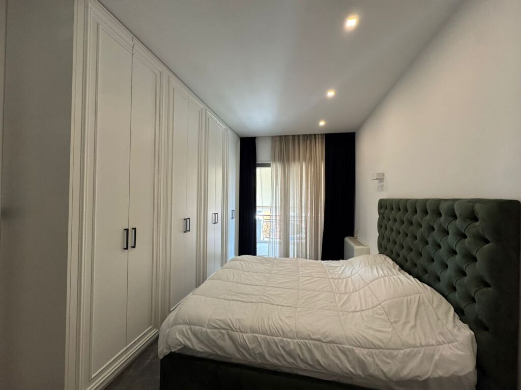 Jepet me qira 2+1+2+parkim Kompleksi Delijorgji 1400€