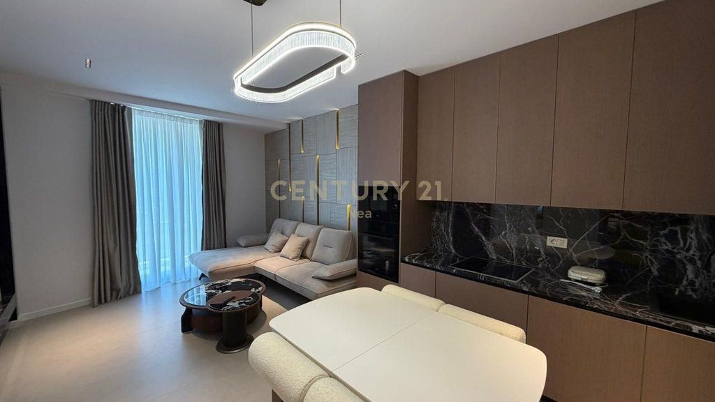 APPARTAMENTO 2+1 DI LUSSO AL GOLDEN TOWER