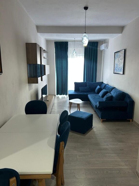 Apartament 1+1 me qera ne Xhamllik