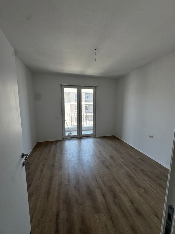 Apartament 2+1 me qera tek Univers City!