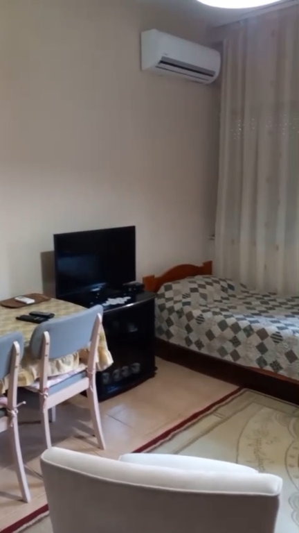 Garsionjere per qera Hotel Diplomat !