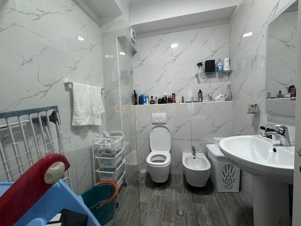 SHESIM APARTAMENT 2+1 TE LIQENI I THATE