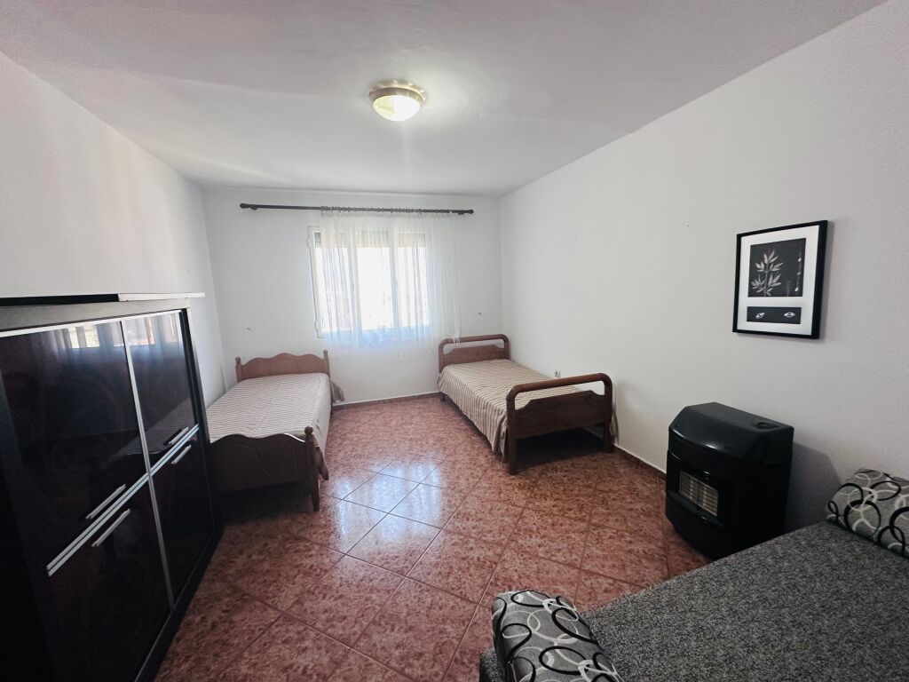 Jepet Me Qera Apartament 2+1+1 Ballkon