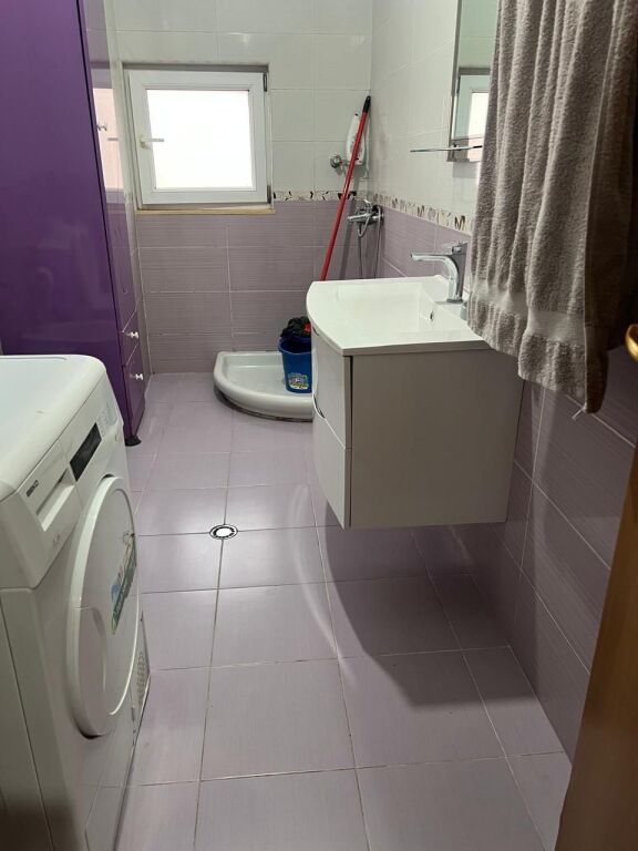 Apartament me qera 2+1 Komuna e Parisit