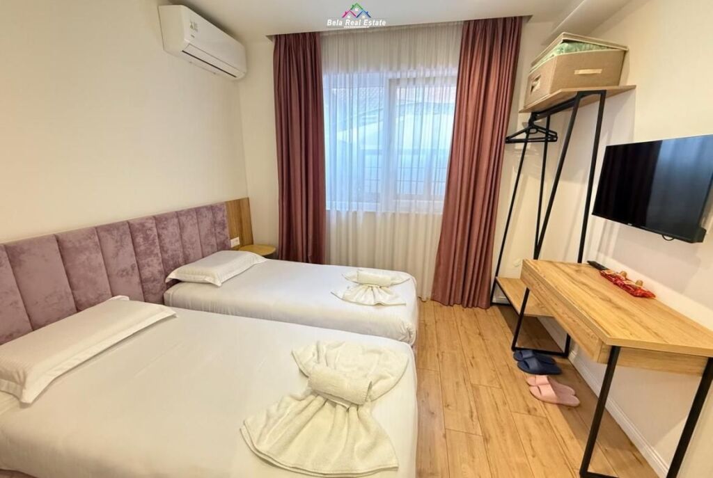 Hotel Me Qera Ne Qender ( ID BH25) Tirane