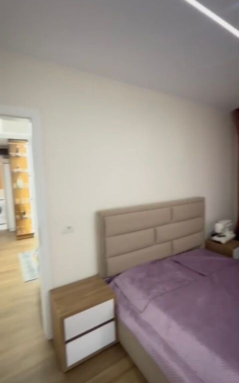 Affittasi 2+1+1 Fusha e Aviacionit 750 mila lek