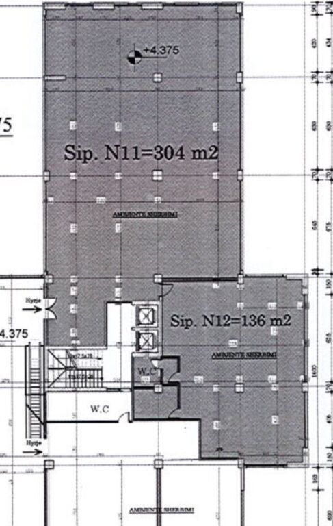 JEPET ZYRE ME QERA 440M2 "PRANE HOTEL HILTON" 5000 EURO