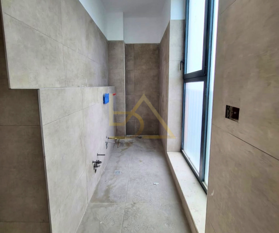 Apartament për Shitje – pranë Bulevardit të Ri, Tiranë