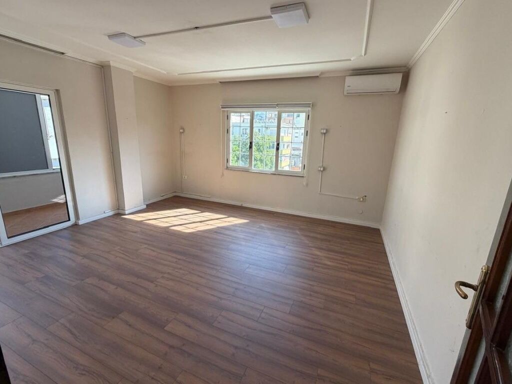 Ambient me Qera për Zyra – Sheshi Willson