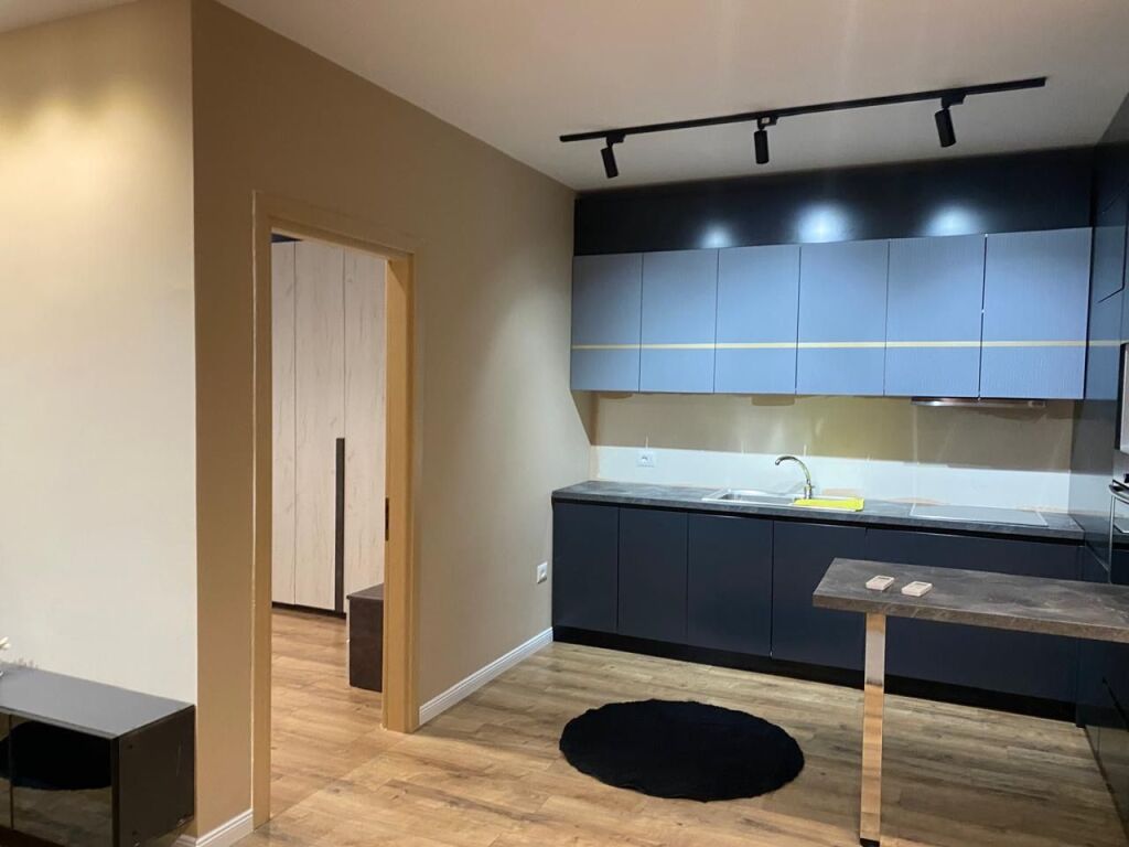 Jepet me qira 1+1 Astir te Fratari 45.000 leke