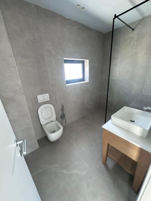 SHITET VILE LUKSOZE SAN PIETRO RESIDENCE, GJIRI I LALEZIT, DURRES