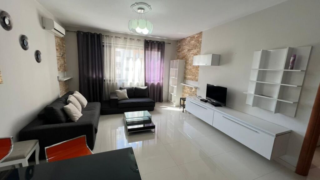 APARTAMENT 1+1 ME QIRA NE ASTIR