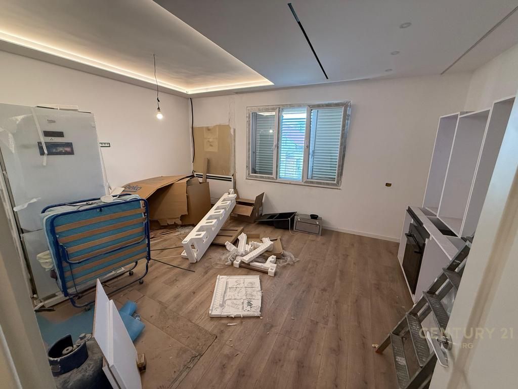 Appartamento 2+1+2 in vendita vicino allo Stadio Dinamo