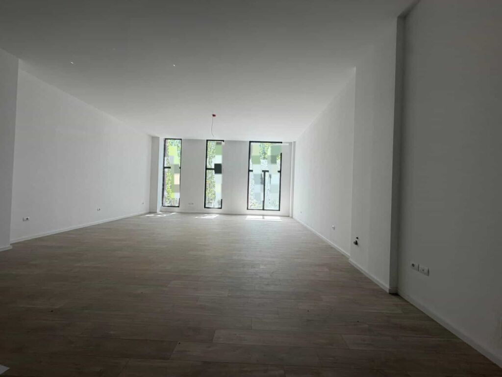 Zyre Me Qera Tek Rruga E Kavajes (ID BZ2925) Tirane