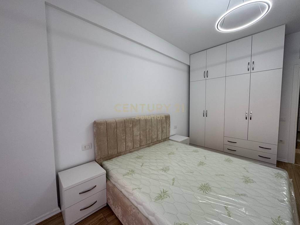 JAPIM ME QIRA 1+1 + PARKING TE URBAN GATE !