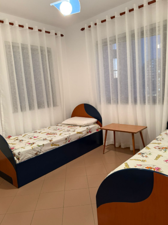 JEPET ME QIRA APARTAMENT 2+1+2 – Rruga e Kosovarëve