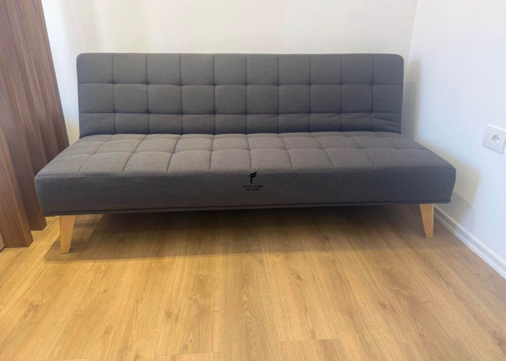 GARSONIERE ME QERA 40 M2 5 MAJ 400 EURO