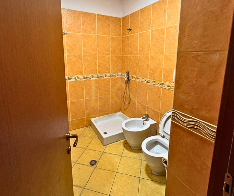 Shitet Apartament – Sarandë