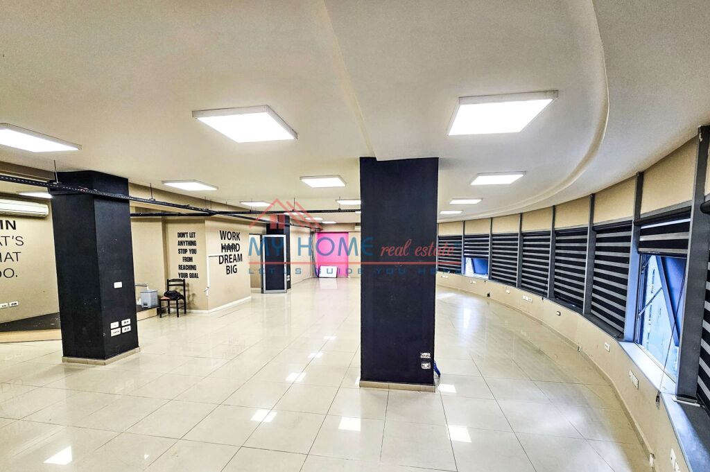 Zyre tek Kompleksi Halili ne Tirane