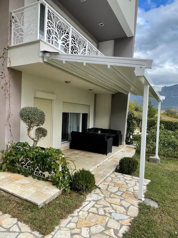 Qira, Vile, Liqeni i Farkes