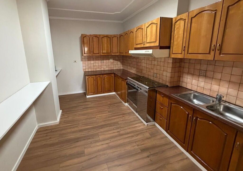 Ambient me Qera për Zyra – Sheshi Willson