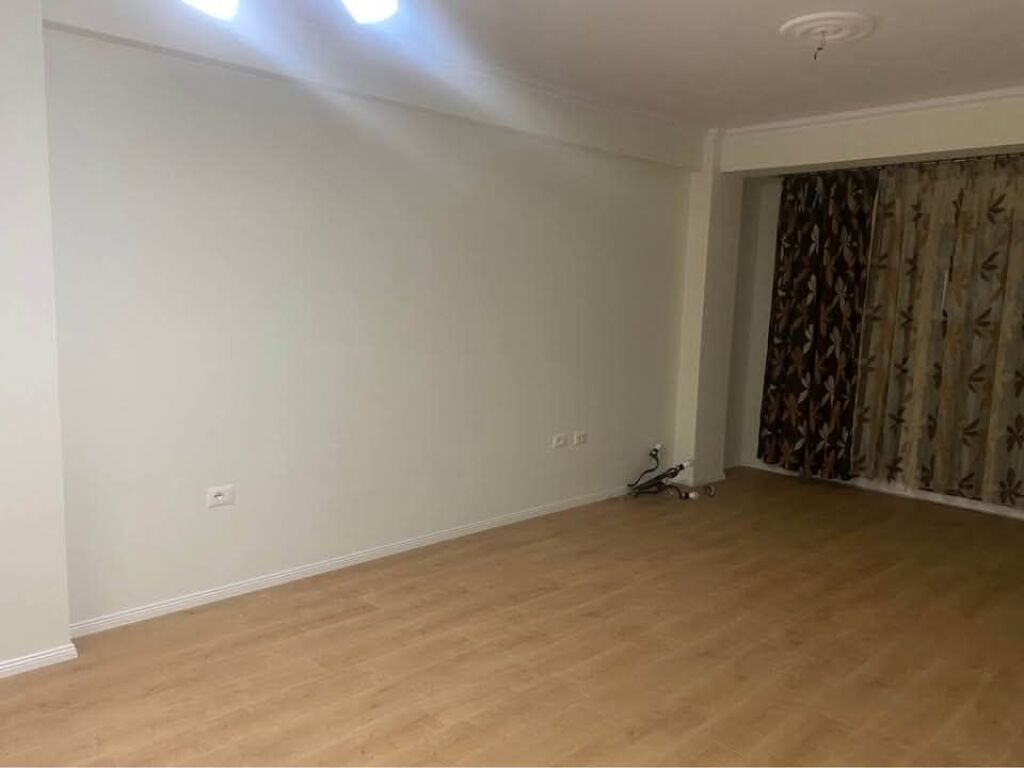 JEPET ME QERA APARTAMENT 2+1 - KAMEZ