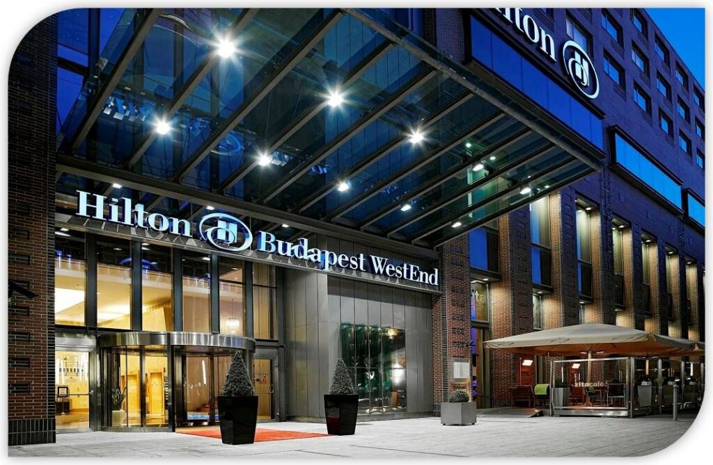 JEPET ZYRE ME QERA 440M2 "PRANE HOTEL HILTON" 5000 EURO